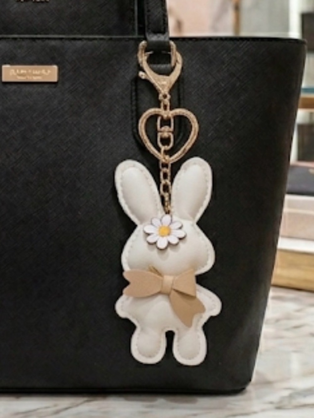 White Bunny Keychain with Tan Bow and Daisy Accent Keychain bag charm NEW - Picture 6 of 6